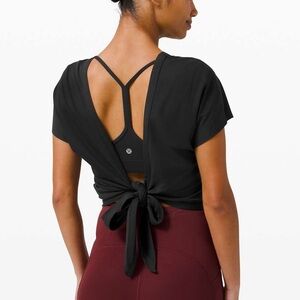 Lululemon Its A Tie Tee Short Sleeve Top
